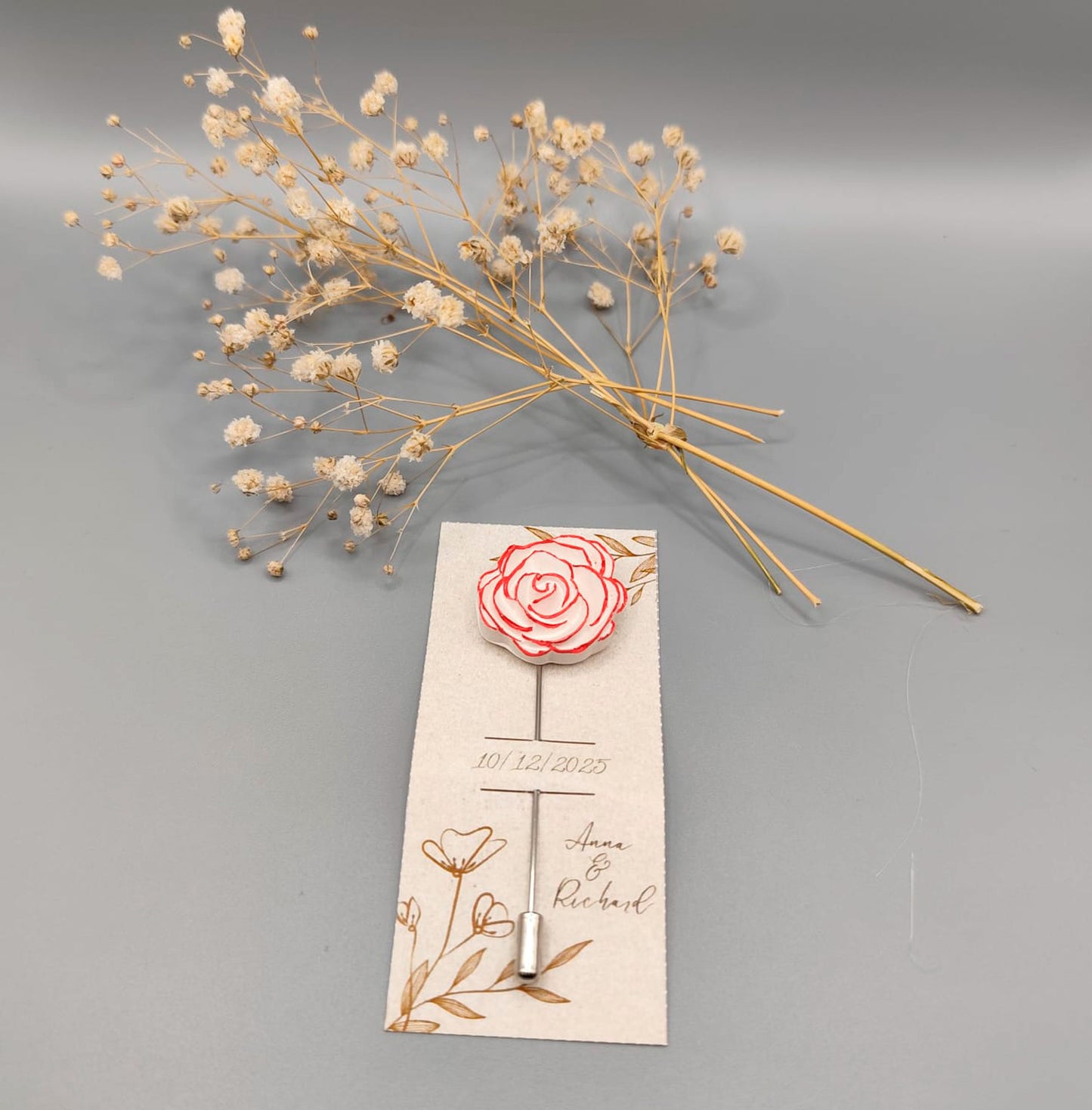 Alfiler de boda con flor de resina grande pintada a mano